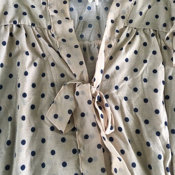 Polka dot cream dressy top w/ tie front - Picture 2 of 5